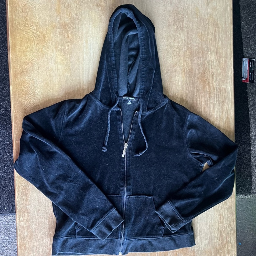 Y2K Black Velour Tracksuit Sweater